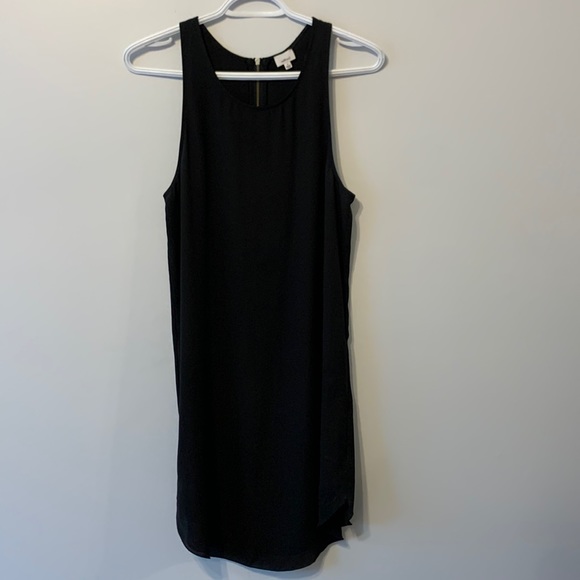 Black sleeveless Wilfred dress from Aritzia - Picture 1 of 2